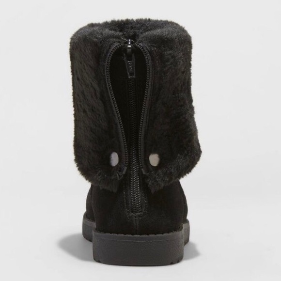 Universal Thread Black Bela Suede Cuff Boots, NWT - Picture 4 of 4